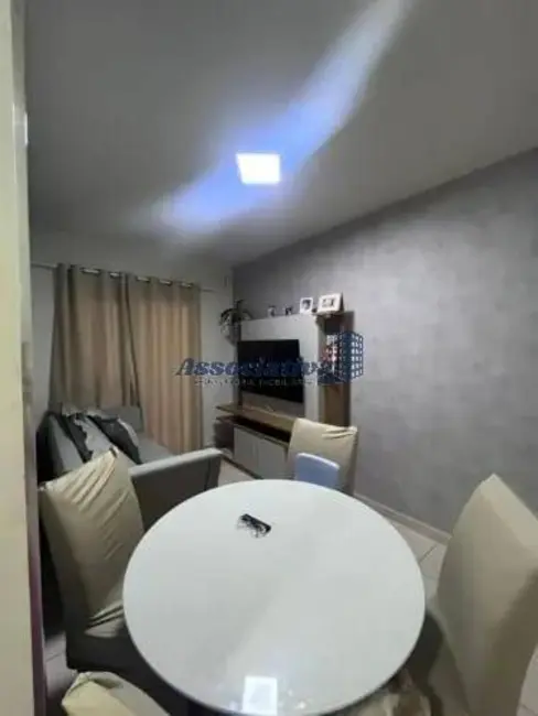 Foto 2 de Apartamento com 2 quartos à venda em Loteamento Fernando Camargo Nogueira, Taubate - SP