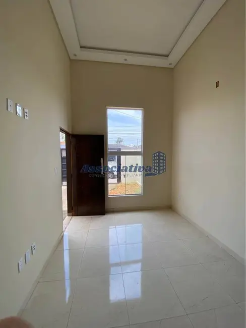 Foto 2 de Casa com 3 quartos à venda, 144m2 em Jardim Oásis, Taubate - SP