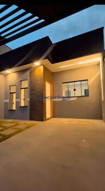 Foto 2 de Casa com 3 quartos à venda, 150m2 em Jardim Oásis, Taubate - SP