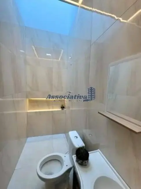 Foto 8 de Casa com 2 quartos à venda, 125m2 em Residencial Estoril, Taubate - SP