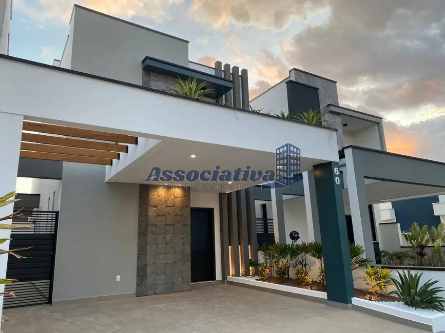 Foto 1 de Casa de Condomínio com 3 quartos à venda em Morada dos Nobres, Taubate - SP