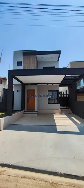 Foto 5 de Casa de Condomínio com 3 quartos à venda, 150m2 em Morada dos Nobres, Taubate - SP