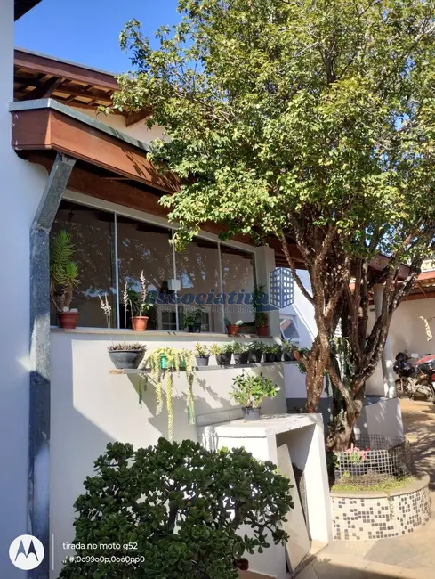 Foto 1 de Casa com 3 quartos à venda, 260m2 em Jardim Bela Vista, Taubate - SP