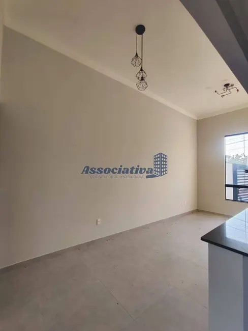 Foto 2 de Casa com 2 quartos à venda em Esplanada Independência, Taubate - SP