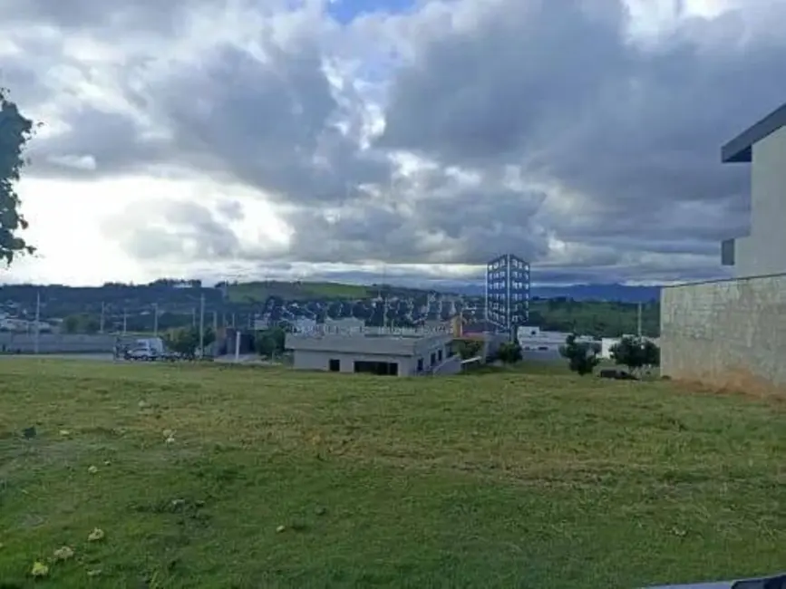 Foto 6 de Terreno / Lote à venda, 308m2 em Taubate - SP