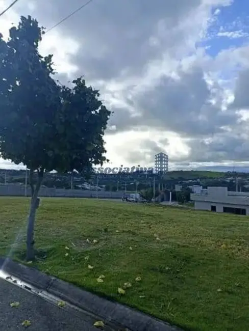 Foto 8 de Terreno / Lote à venda, 308m2 em Taubate - SP