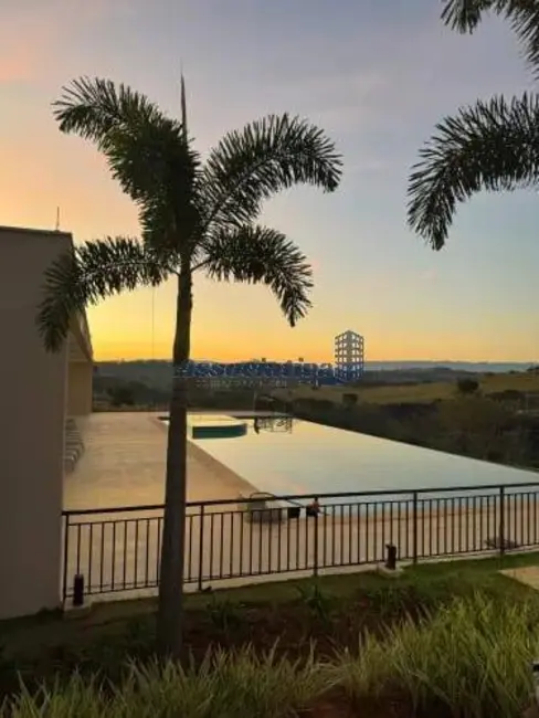 Foto 2 de Terreno / Lote à venda, 308m2 em Taubate - SP