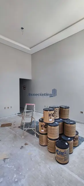 Foto 4 de Casa com 3 quartos à venda, 150m2 em Taubate - SP