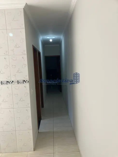 Foto 8 de Casa com 2 quartos à venda, 125m2 em Residencial Estoril, Taubate - SP