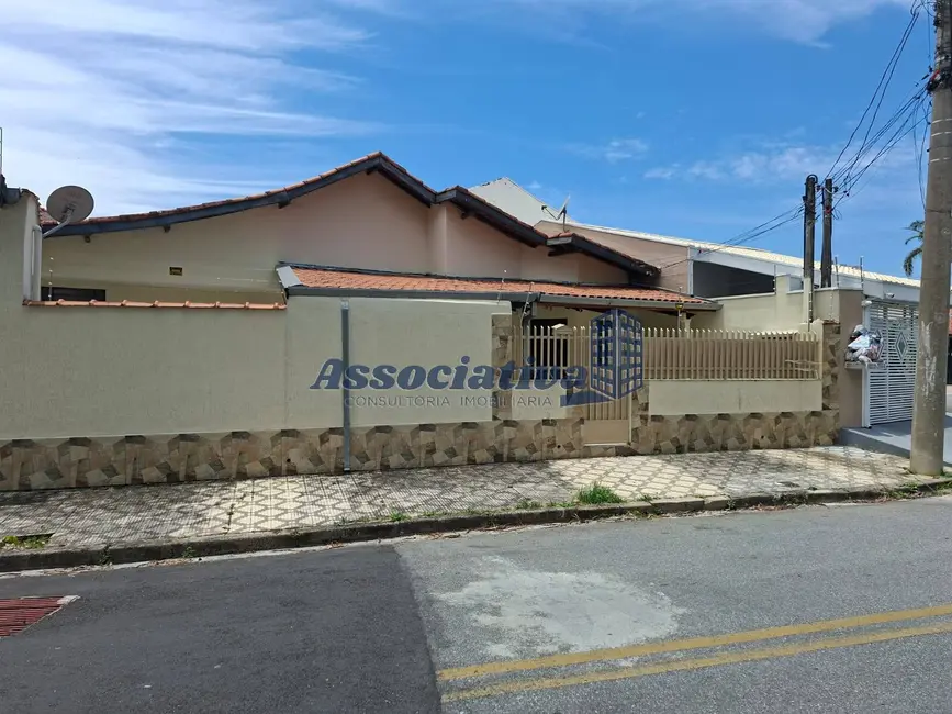 Foto 1 de Casa com 3 quartos à venda, 221m2 em Jardim do Sol, Taubate - SP
