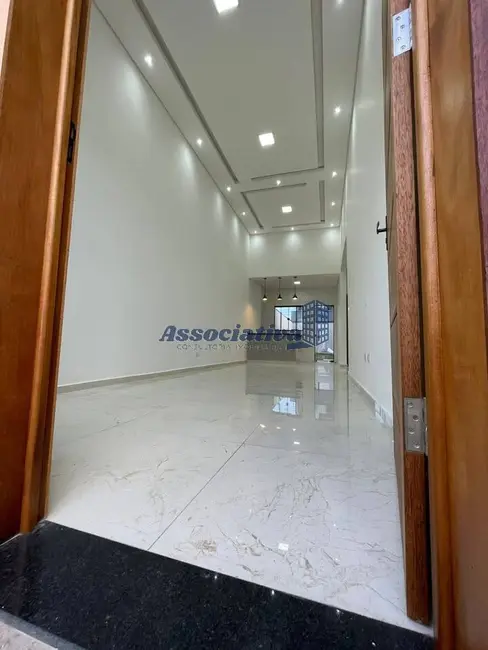 Foto 4 de Casa com 2 quartos à venda, 150m2 em Areão, Taubate - SP