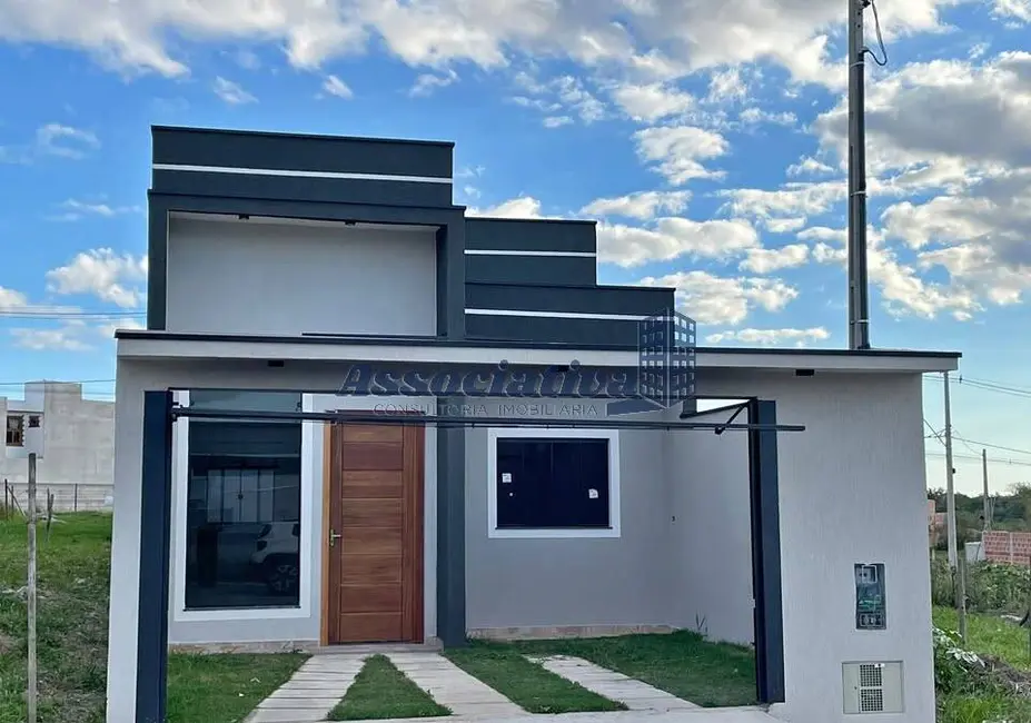 Foto 1 de Casa com 2 quartos à venda, 150m2 em Areão, Taubate - SP