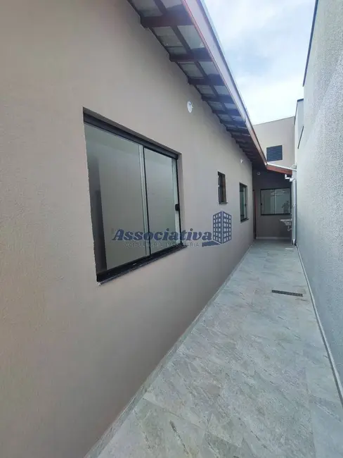 Foto 3 de Casa com 2 quartos à venda, 125m2 em Residencial Antares, Taubate - SP