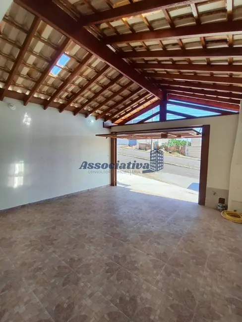 Foto 2 de Casa com 2 quartos à venda, 84m2 em Jardim Oásis, Taubate - SP