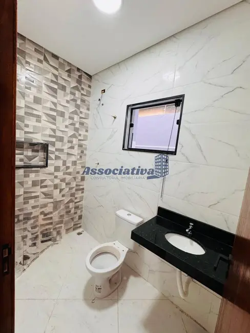 Foto 4 de Casa com 2 quartos à venda, 125m2 em Morada dos Nobres, Taubate - SP