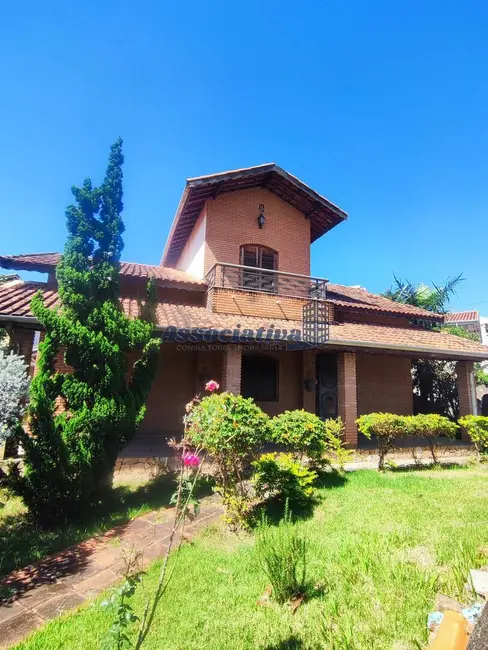 Foto 1 de Casa com 3 quartos à venda, 517m2 em Centro, Tremembe - SP