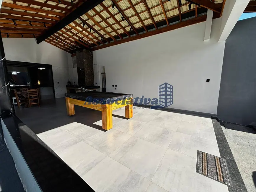 Foto 5 de Casa com 3 quartos à venda, 430m2 em Tremembe - SP