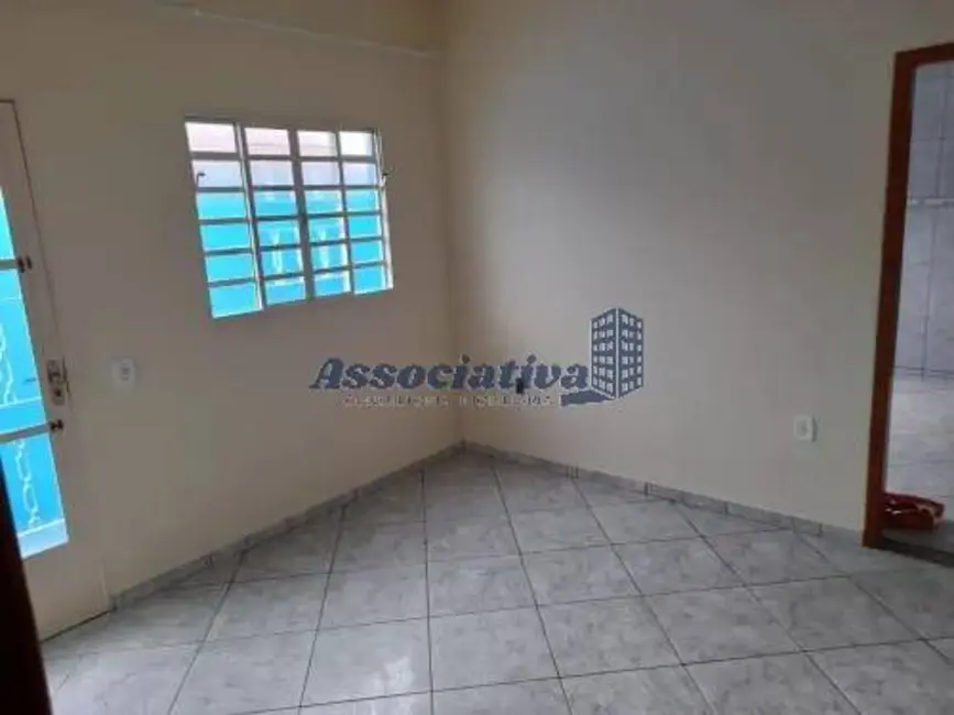 Foto 6 de Casa com 3 quartos à venda, 125m2 em Parque Aeroporto, Taubate - SP