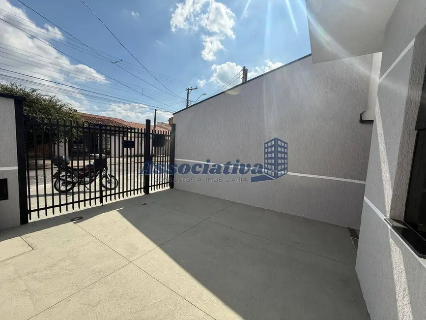 Foto 2 de Casa com 2 quartos à venda, 125m2 em Recanto dos Coqueirais, Taubate - SP