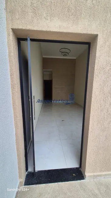Foto 3 de Casa com 3 quartos à venda, 150m2 em Jardim Oásis, Taubate - SP