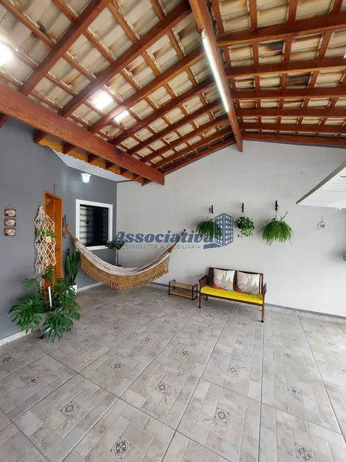Foto 3 de Casa com 3 quartos à venda, 150m2 em Jardim Oásis, Taubate - SP