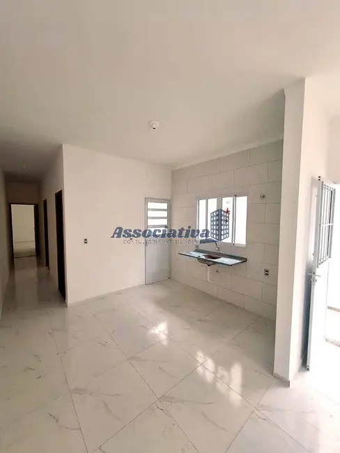 Foto 3 de Casa com 2 quartos à venda, 125m2 em Jardim Continental, Taubate - SP