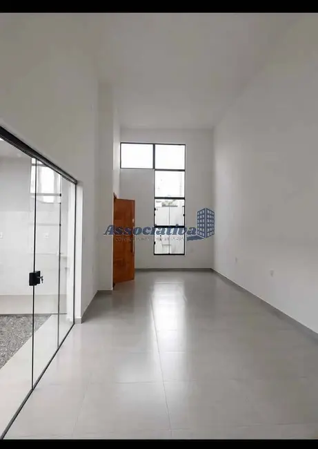 Foto 3 de Casa com 3 quartos à venda, 150m2 em Areão, Taubate - SP