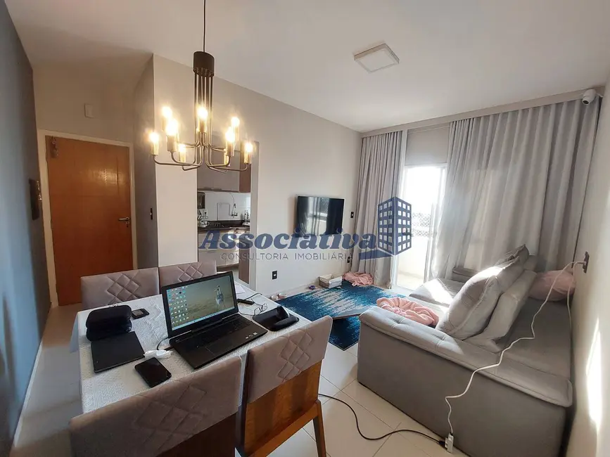 Foto 2 de Apartamento com 2 quartos à venda em Parque São Luís, Taubate - SP