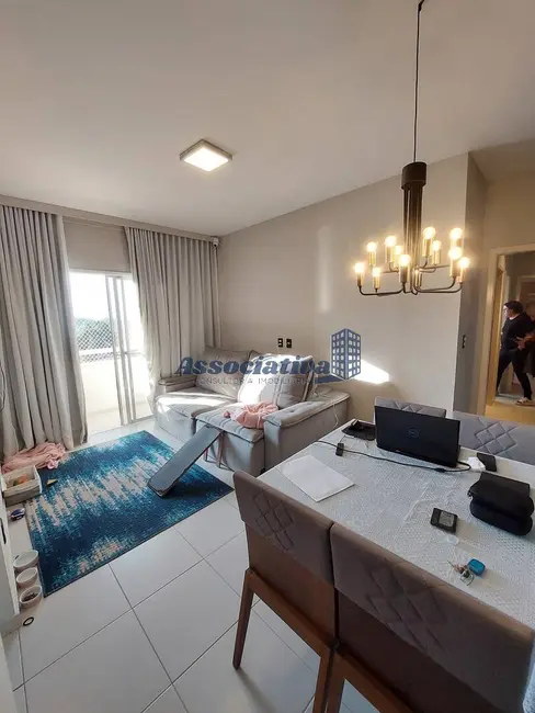Foto 3 de Apartamento com 2 quartos à venda em Parque São Luís, Taubate - SP