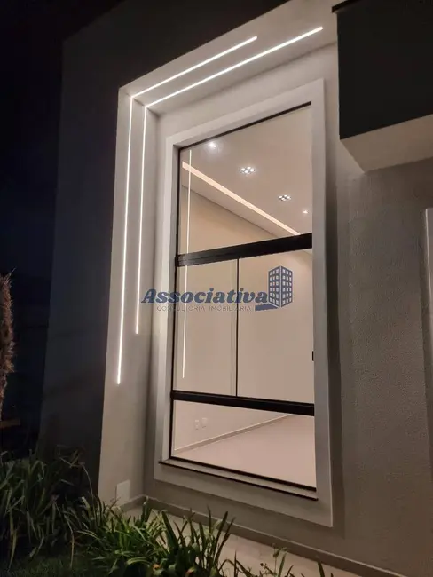 Casa de Condomínio com 3 quartos à venda, 264m2 em Tremembe - SP - imagem 3 Foto 3 de Casa de Condomínio com 3 quartos à venda, 264m2 em Tremembe - SP