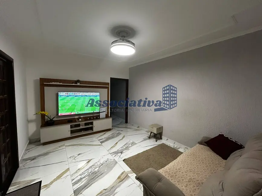 Foto 6 de Casa com 3 quartos à venda em Parque Urupês, Taubate - SP