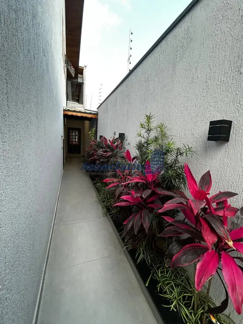 Foto 4 de Casa com 3 quartos à venda em Parque Urupês, Taubate - SP