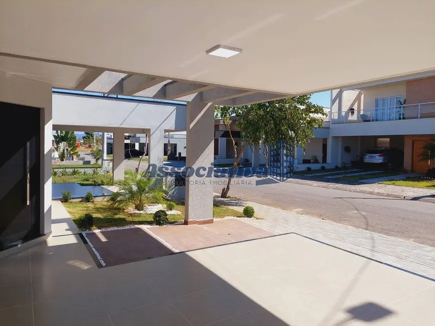 Casa de Condomínio com 3 quartos à venda, 253m2 em Tremembe - SP - imagem 4 Foto 4 de Casa de Condomínio com 3 quartos à venda, 253m2 em Tremembe - SP