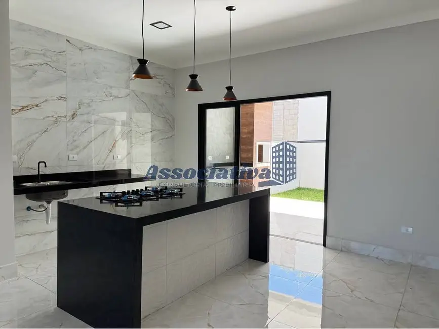 Foto 8 de Casa de Condomínio com 3 quartos à venda, 250m2 em Tremembe - SP