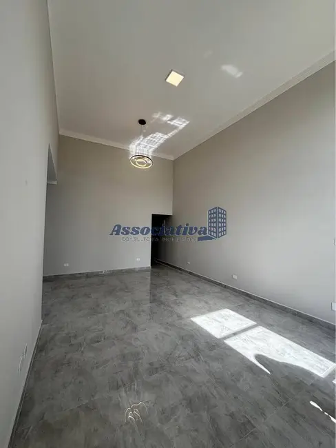 Casa de Condomínio com 3 quartos à venda, 253m2 em Tremembe - SP - imagem 5 Foto 5 de Casa de Condomínio com 3 quartos à venda, 253m2 em Tremembe - SP