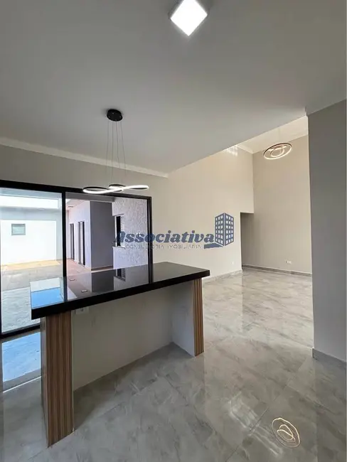 Casa de Condomínio com 3 quartos à venda, 253m2 em Tremembe - SP - imagem 6 Foto 6 de Casa de Condomínio com 3 quartos à venda, 253m2 em Tremembe - SP