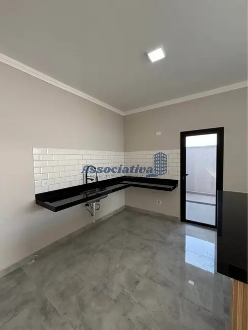 Casa de Condomínio com 3 quartos à venda, 253m2 em Tremembe - SP - imagem 8 Foto 8 de Casa de Condomínio com 3 quartos à venda, 253m2 em Tremembe - SP