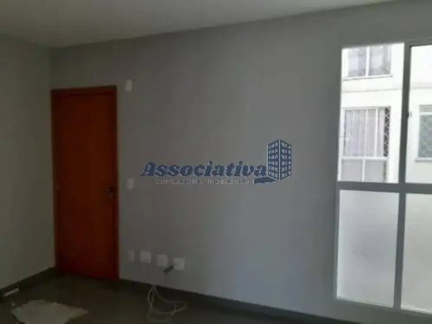 Foto 3 de Apartamento à venda em Estiva, Taubate - SP