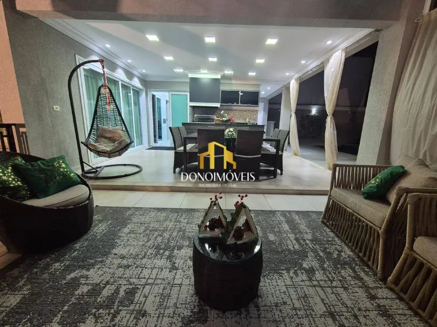 Casa com 6 quartos à venda, 585m2 em Independência, Sao Bernardo Do Campo - SP - imagem 8 Foto 8 de Casa com 6 quartos à venda, 585m2 em Independência, Sao Bernardo Do Campo - SP