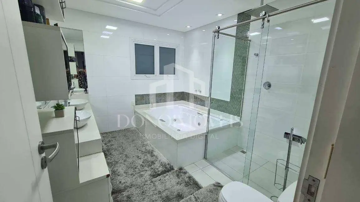 Casa com 6 quartos à venda, 585m2 em Independência, Sao Bernardo Do Campo - SP - imagem 9 Foto 9 de Casa com 6 quartos à venda, 585m2 em Independência, Sao Bernardo Do Campo - SP