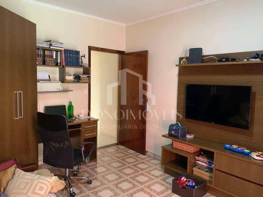 Casa com 3 quartos à venda, 208m2 em Jordanópolis, Sao Bernardo Do Campo - SP - imagem 6 Foto 6 de Casa com 3 quartos à venda, 208m2 em Jordanópolis, Sao Bernardo Do Campo - SP