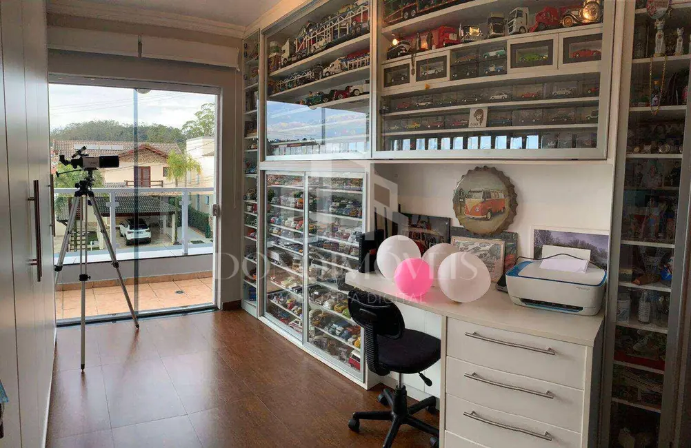 Foto 3 de Casa de Condomínio com 4 quartos à venda, 318m2 em Parque Terra Nova II, Sao Bernardo Do Campo - SP