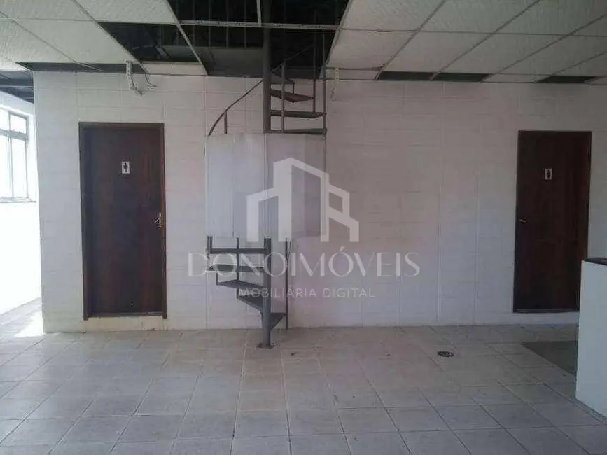 Armazém / Galpão à venda, 1000m2 em Santa Paula, Sao Caetano Do Sul - SP - imagem 4 Foto 4 de Armazém / Galpão à venda, 1000m2 em Santa Paula, Sao Caetano Do Sul - SP