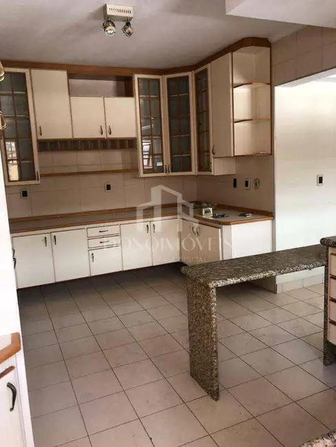 Casa com 4 quartos à venda, 250m2 em Nova Petrópolis, Sao Bernardo Do Campo - SP - imagem 7 Foto 7 de Casa com 4 quartos à venda, 250m2 em Nova Petrópolis, Sao Bernardo Do Campo - SP