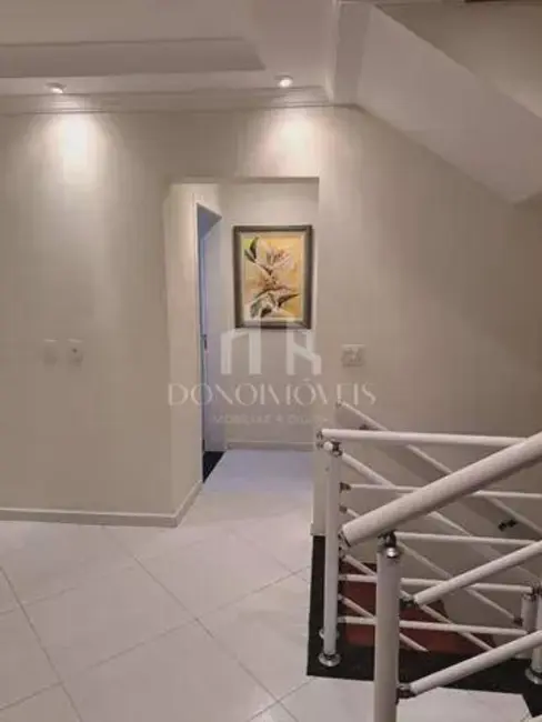 Casa com 3 quartos à venda, 250m2 em Independência, Sao Bernardo Do Campo - SP - imagem 9 Foto 9 de Casa com 3 quartos à venda, 250m2 em Independência, Sao Bernardo Do Campo - SP