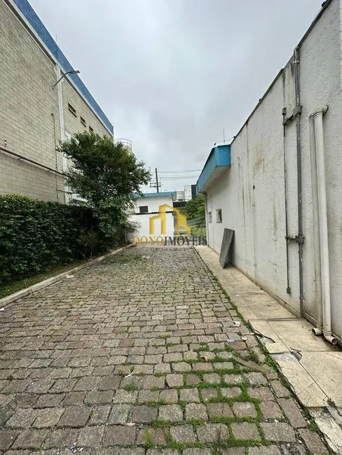 Armazém / Galpão à venda, 3700m2 em Loteamento Industrial Coral, Maua - SP - imagem 6 Foto 6 de Armazém / Galpão à venda, 3700m2 em Loteamento Industrial Coral, Maua - SP