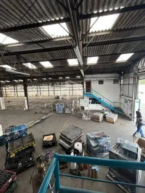 Foto 3 de Armazém / Galpão à venda, 3700m2 em Loteamento Industrial Coral, Maua - SP