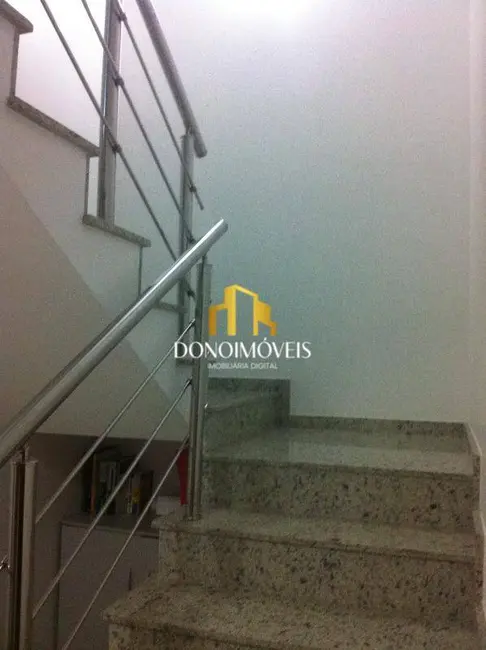 Casa com 3 quartos à venda, 275m2 em Santa Terezinha, Sao Bernardo Do Campo - SP - imagem 6 Foto 6 de Casa com 3 quartos à venda, 275m2 em Santa Terezinha, Sao Bernardo Do Campo - SP