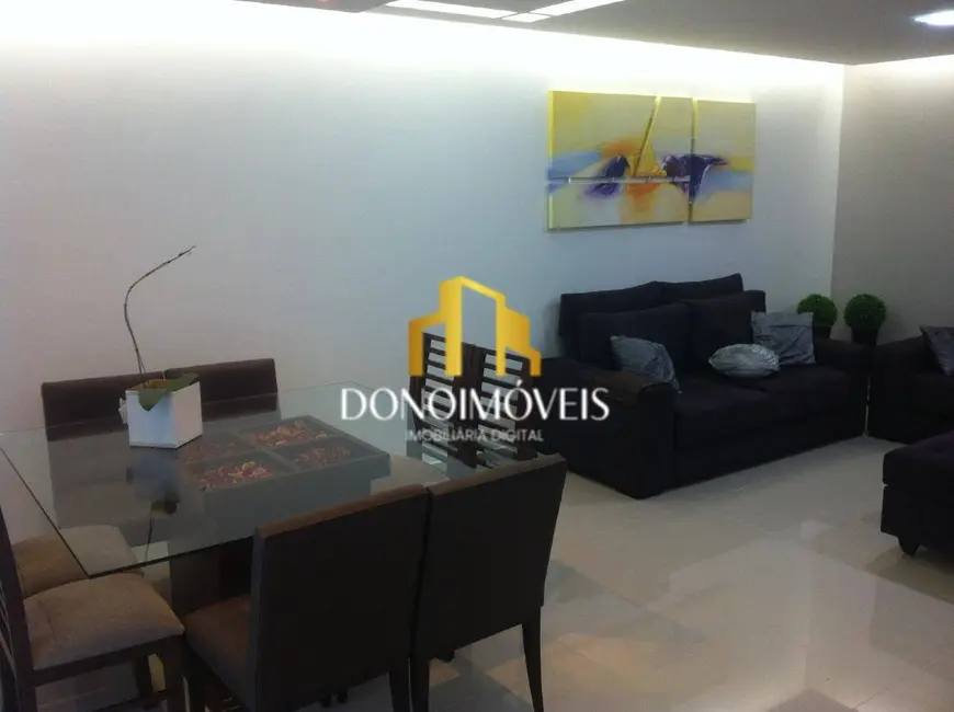 Casa com 3 quartos à venda, 275m2 em Santa Terezinha, Sao Bernardo Do Campo - SP - imagem 2 Foto 2 de Casa com 3 quartos à venda, 275m2 em Santa Terezinha, Sao Bernardo Do Campo - SP