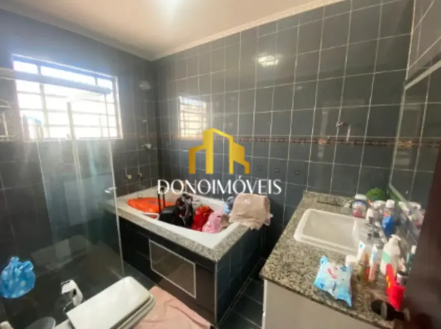 Casa com 5 quartos à venda, 320m2 em Independência, Sao Bernardo Do Campo - SP - imagem 7 Foto 7 de Casa com 5 quartos à venda, 320m2 em Independência, Sao Bernardo Do Campo - SP